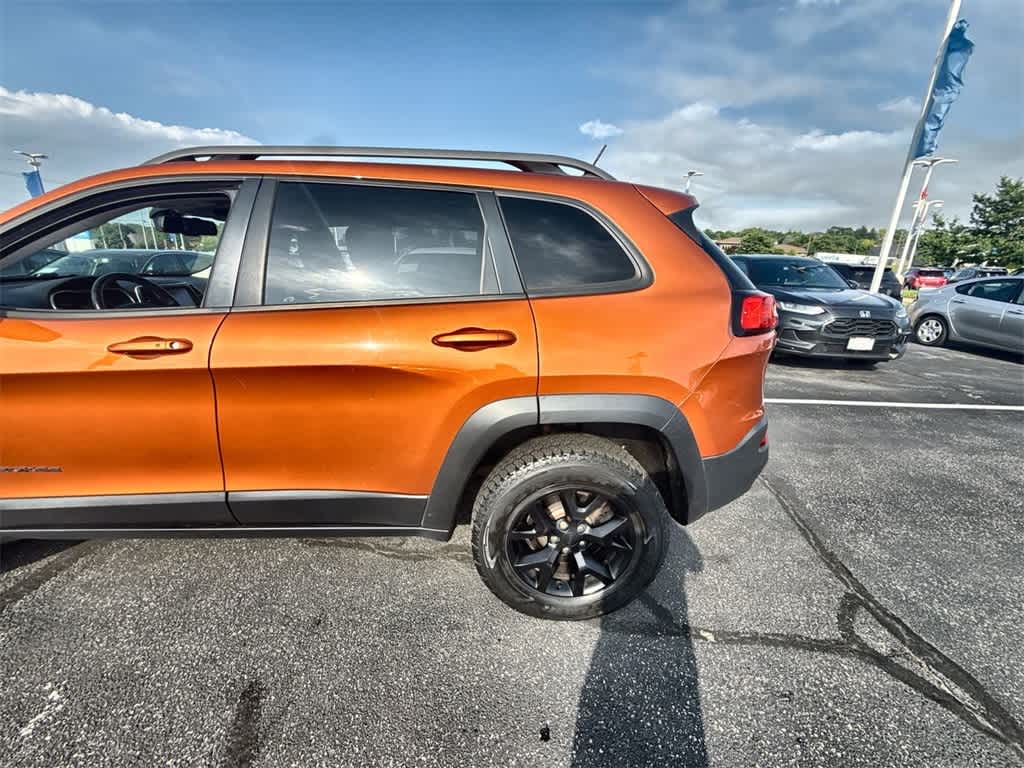 Thumbnail: 2015 Jeep Cherokee - 4