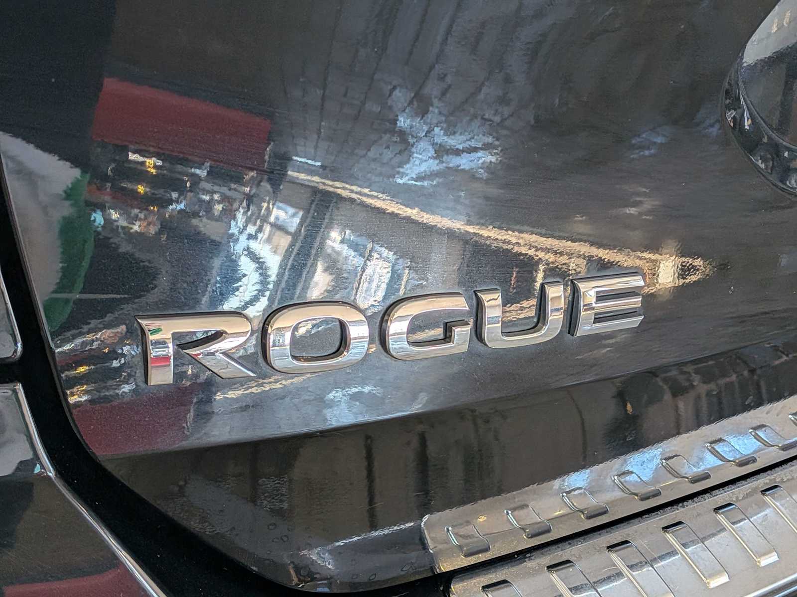 Thumbnail: 2019 Nissan Rogue - 11