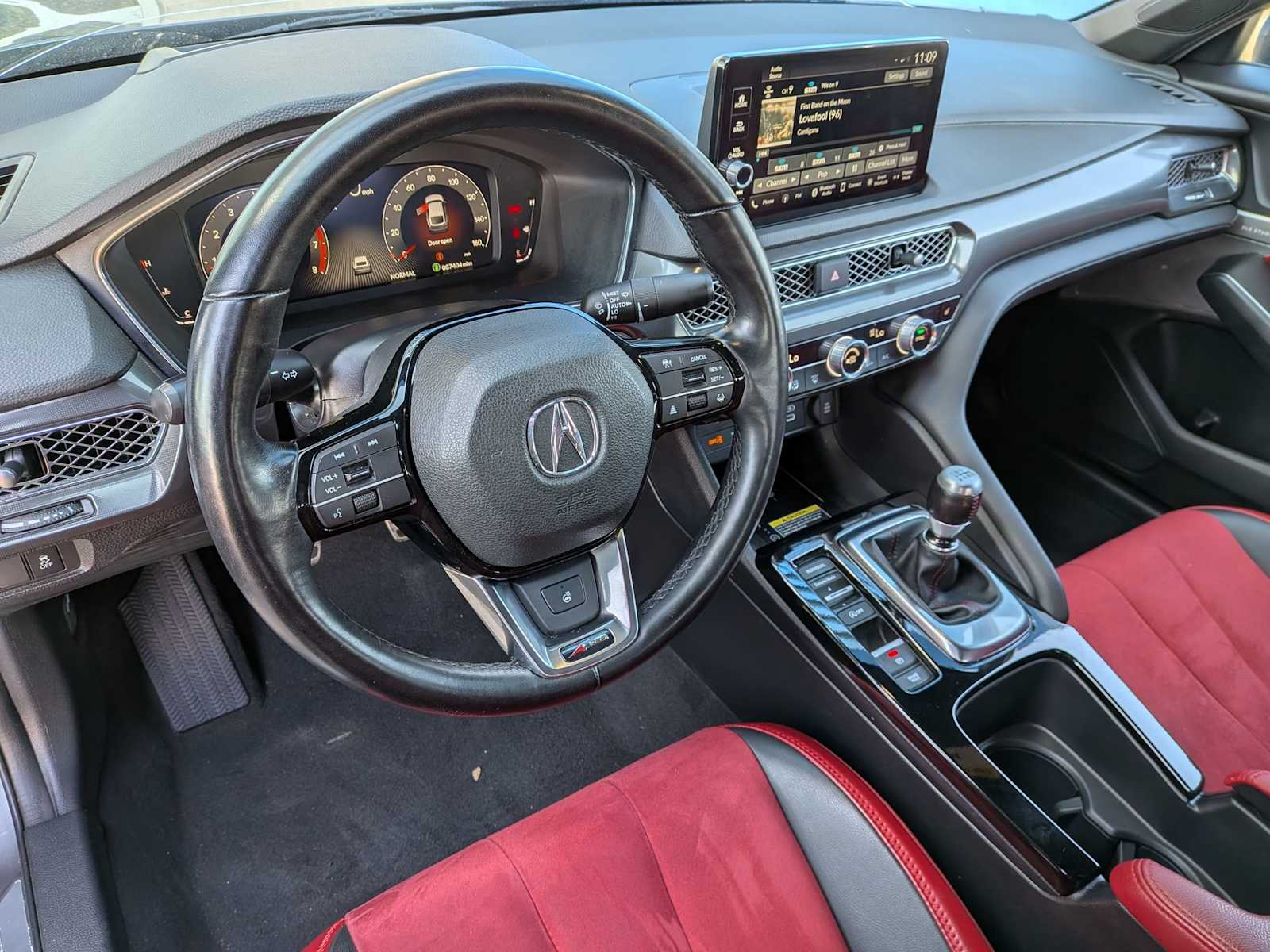 Thumbnail: 2023 Acura Integra - 13