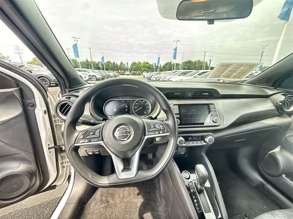 2018 Nissan Kicks SV 13