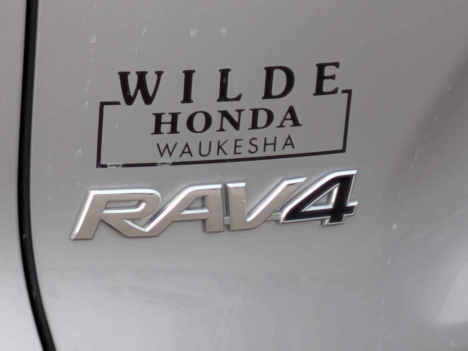 Thumbnail: 2023 Toyota RAV4 - 12