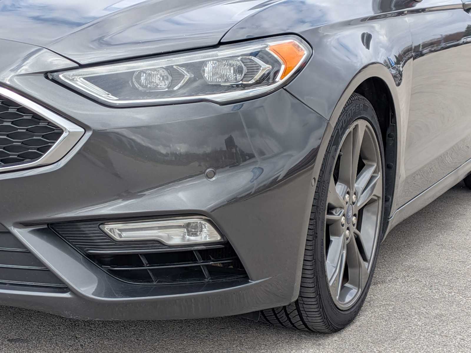 Thumbnail: 2019 Ford Fusion - 11