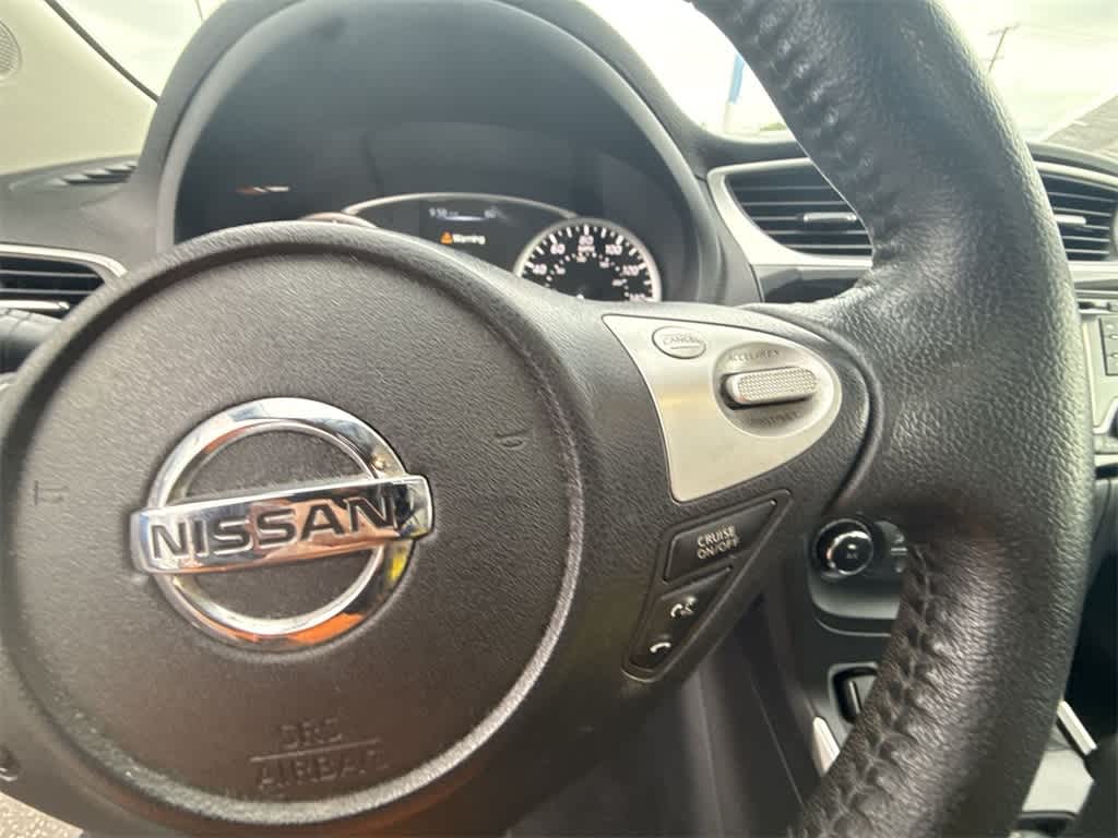 2016 Nissan Sentra SV 23