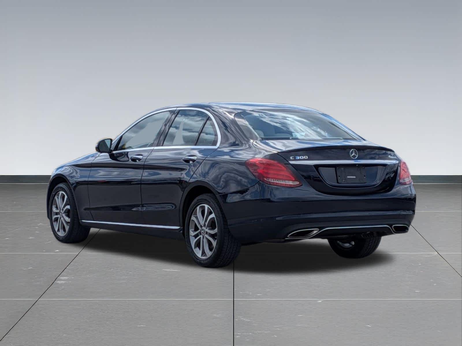 Thumbnail: 2017 Mercedes-Benz C-Class - 3