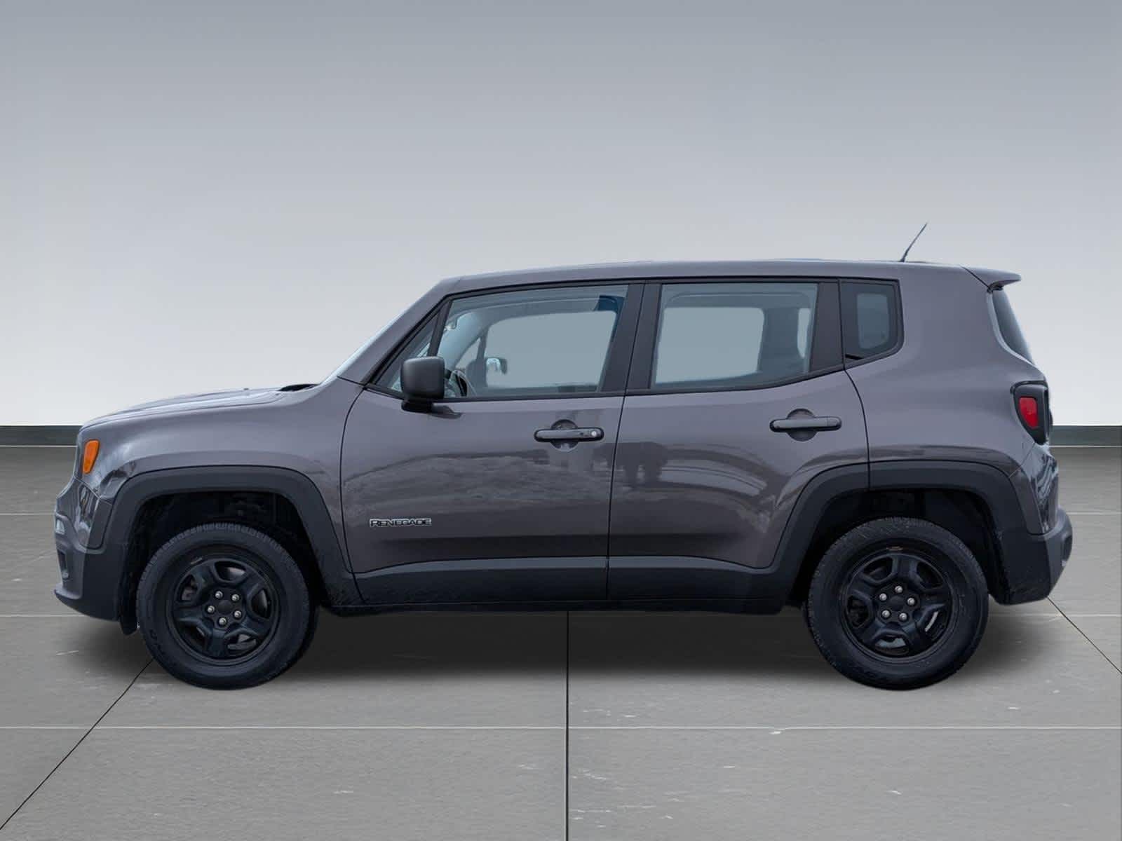 Thumbnail: 2017 Jeep Renegade - 3