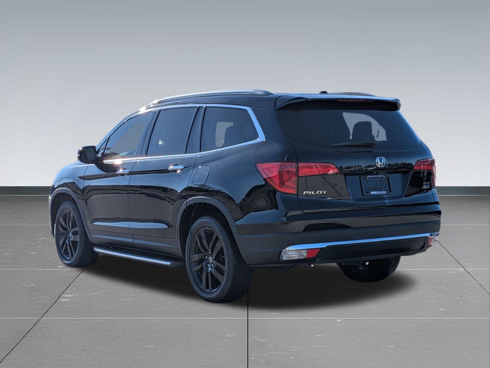 Thumbnail: 2018 Honda Pilot - 4