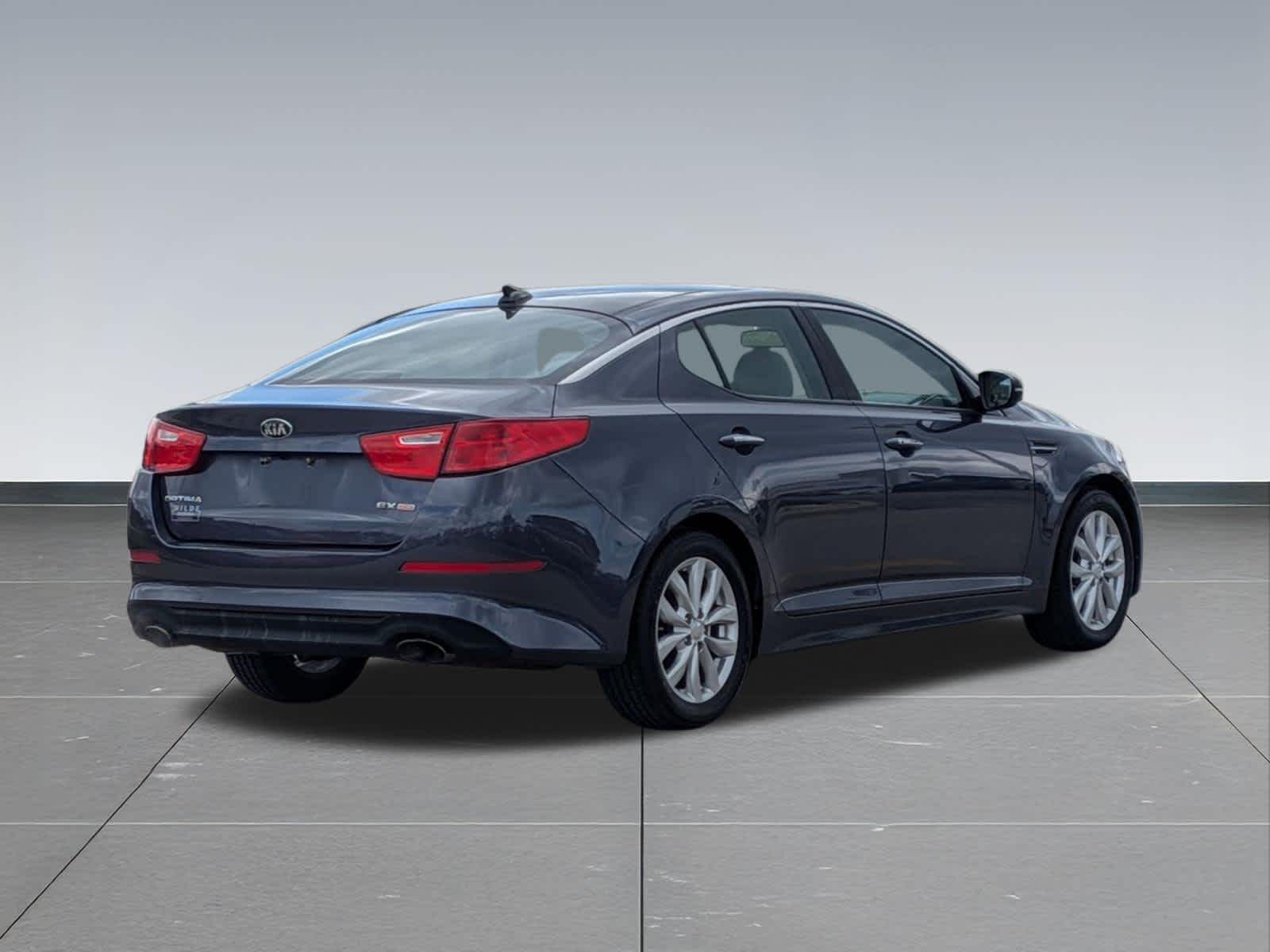 Thumbnail: 2015 Kia Optima - 6