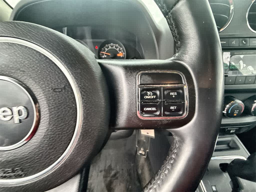 Thumbnail: 2016 Jeep Patriot - 23