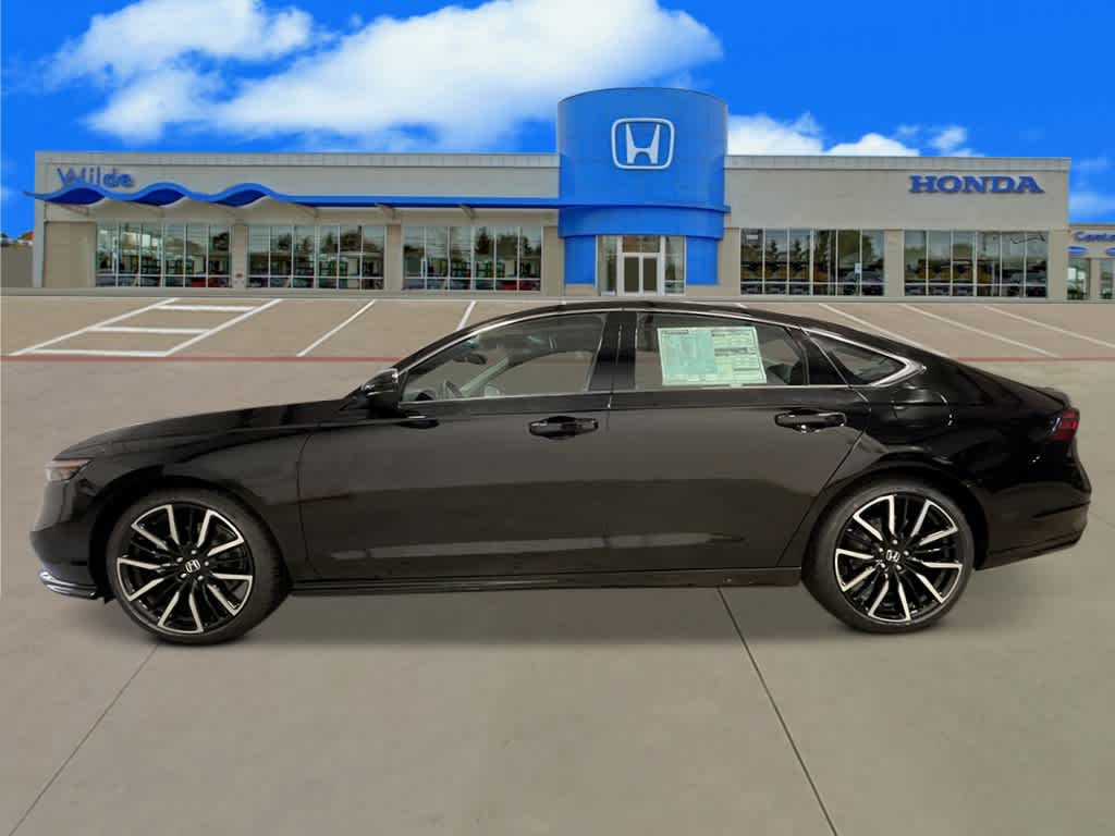 2025 Honda Accord Hybrid Touring photo 2