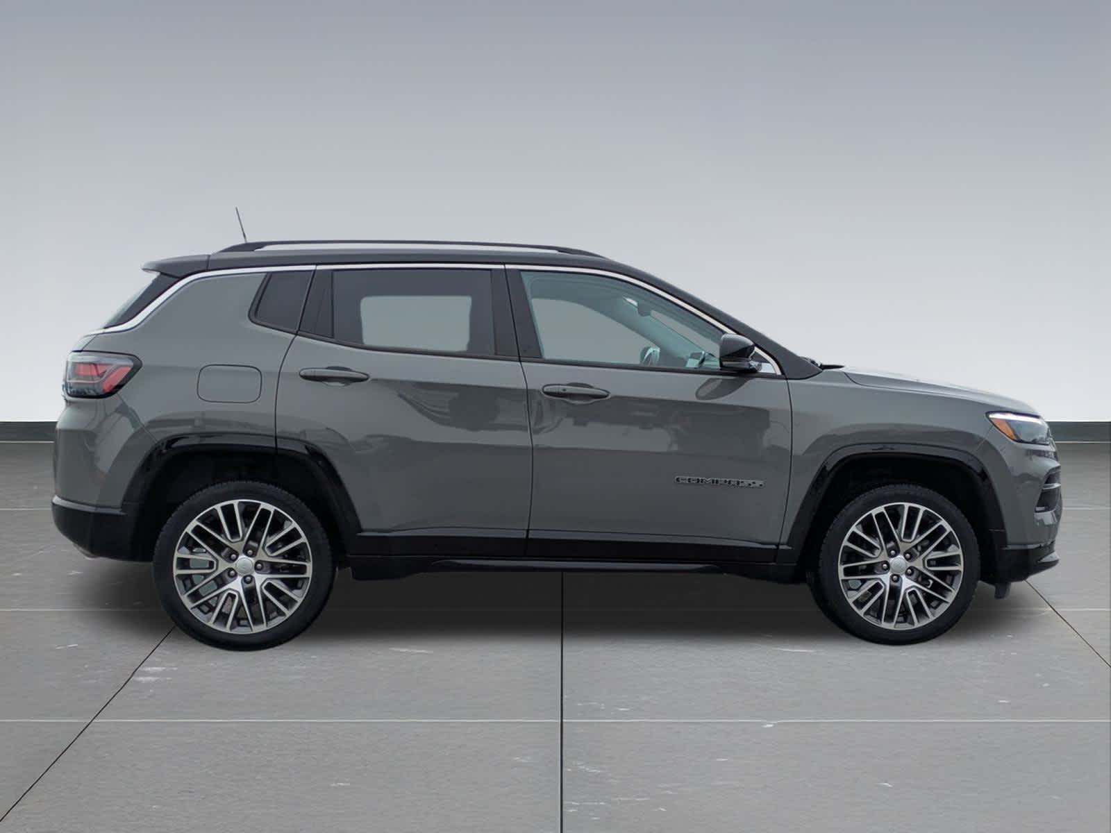 Thumbnail: 2022 Jeep Compass - 7