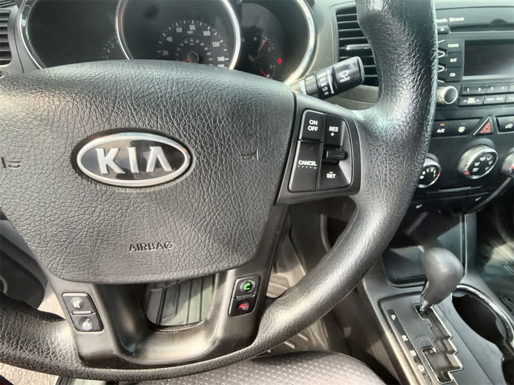 Thumbnail: 2012 Kia Sorento - 23