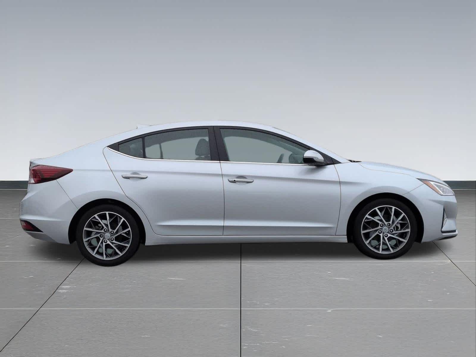Thumbnail: 2019 Hyundai Elantra - 8