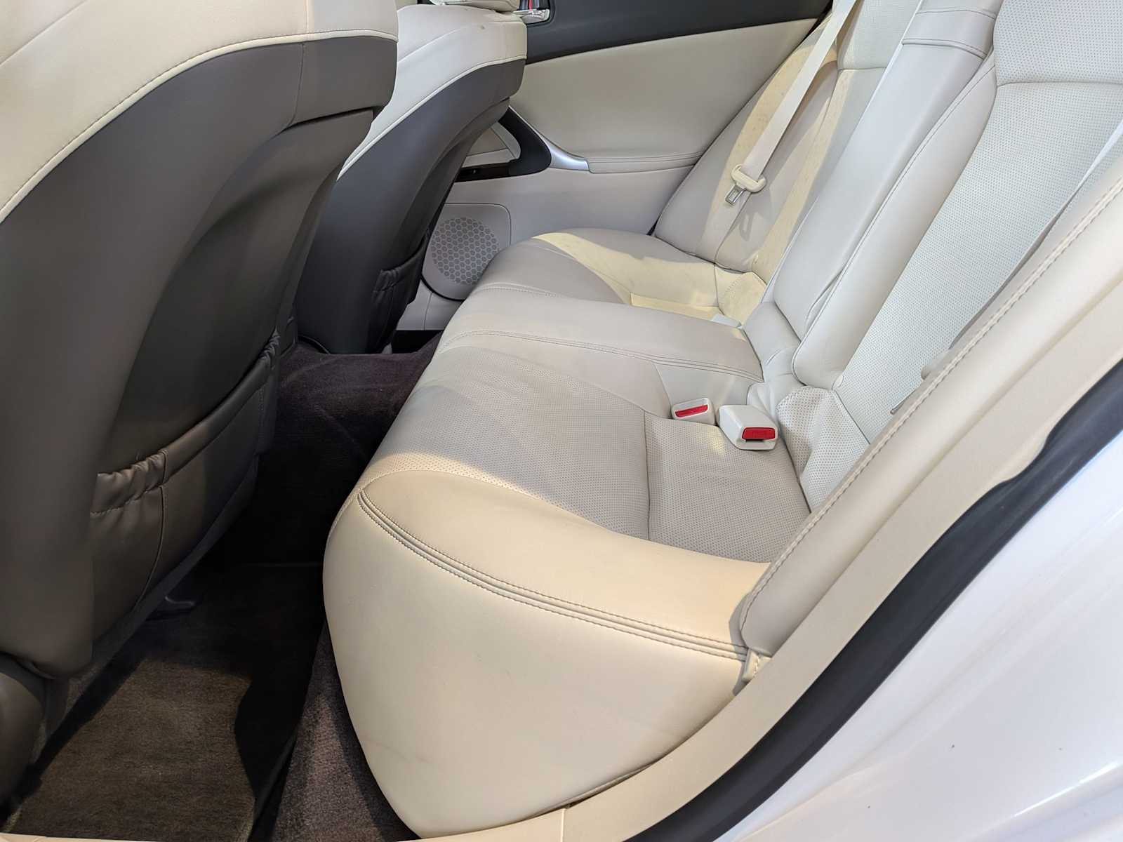 Thumbnail: 2012 Lexus IS - 18