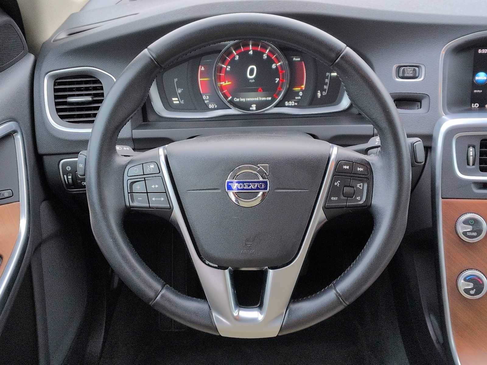 Thumbnail: 2017 Volvo S60 - 22