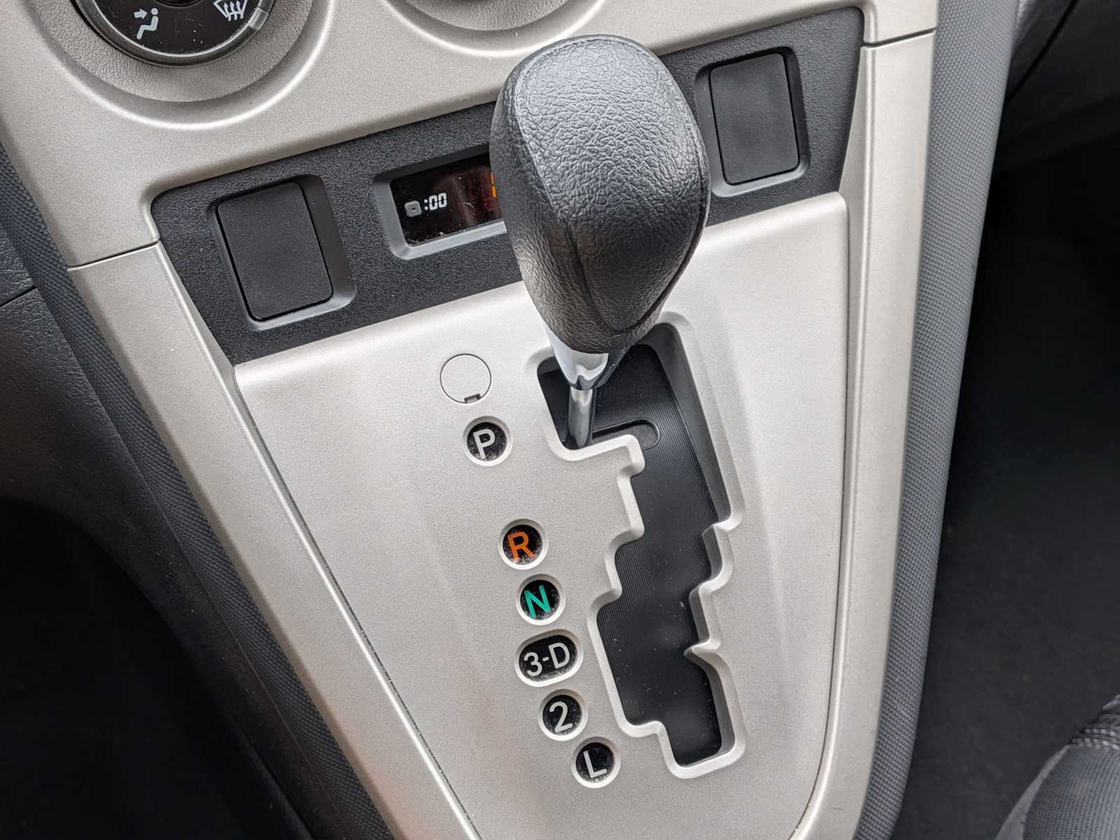 Thumbnail: 2013 Toyota Matrix - 25