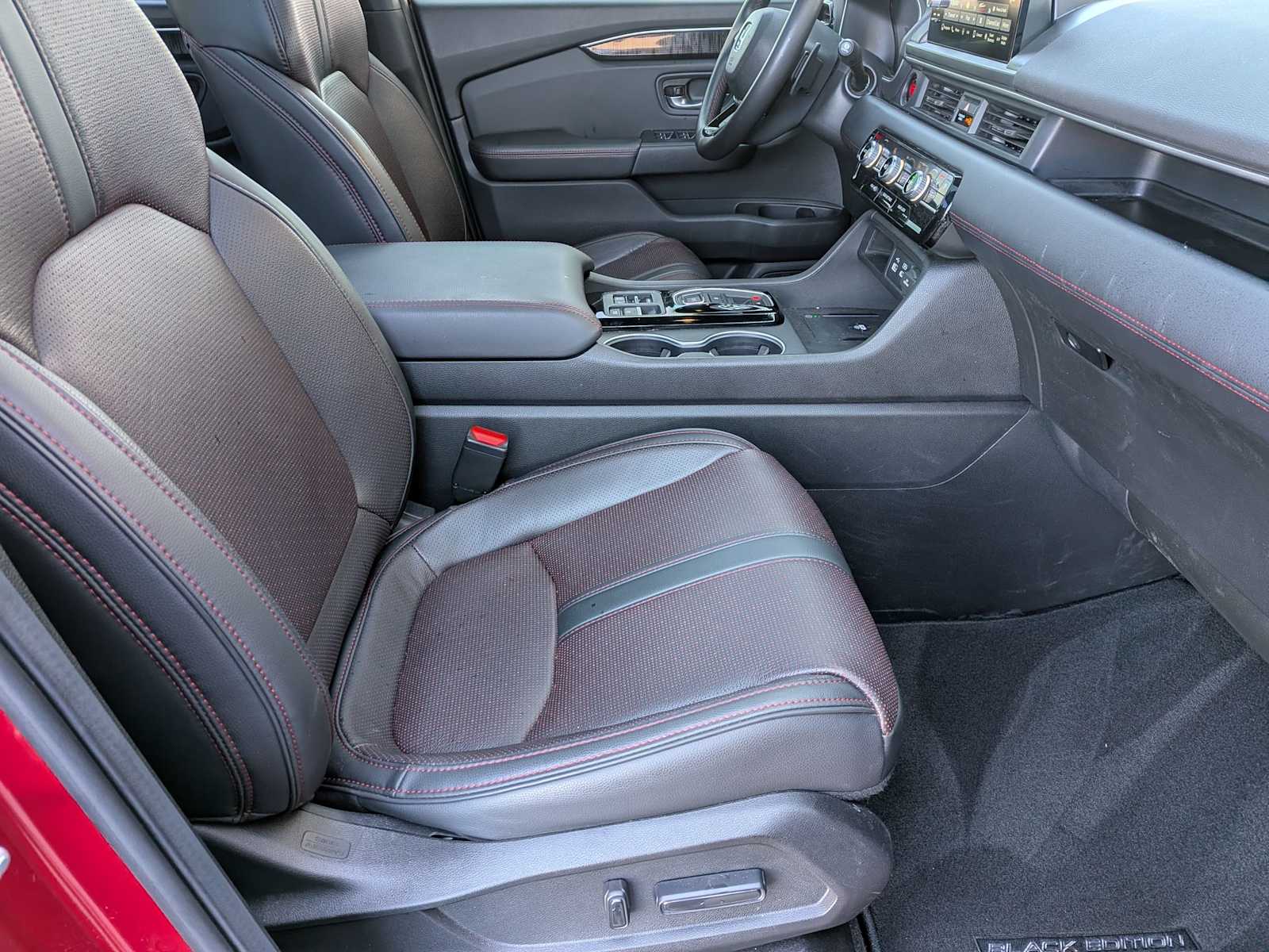 Thumbnail: 2025 Honda Pilot - 23