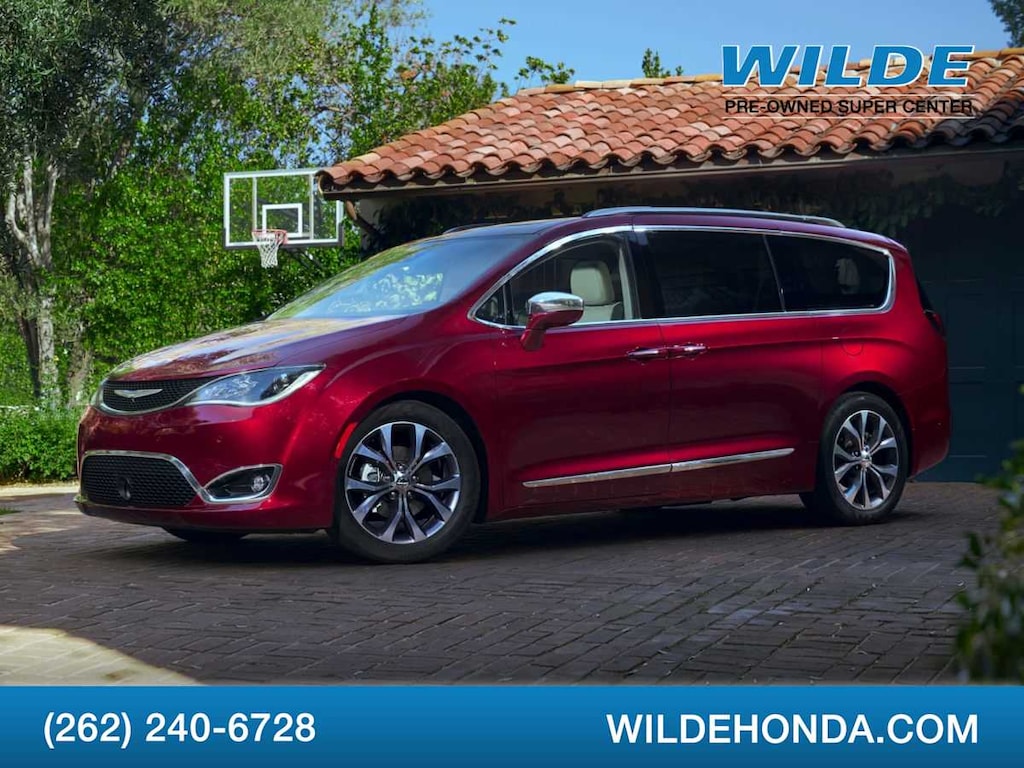 Used 2019 Chrysler Pacifica Limited Van Passenger Van