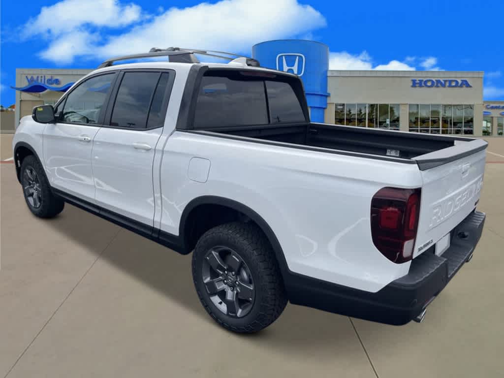 2025 Honda Ridgeline TrailSport photo 2