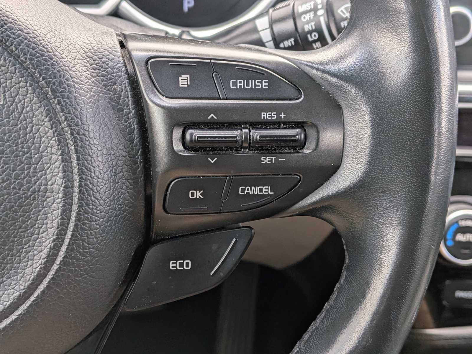 Thumbnail: 2015 Kia Optima - 26