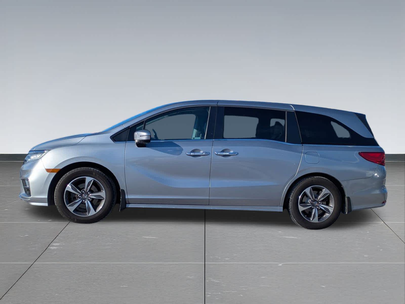 Thumbnail: 2019 Honda Odyssey - 3