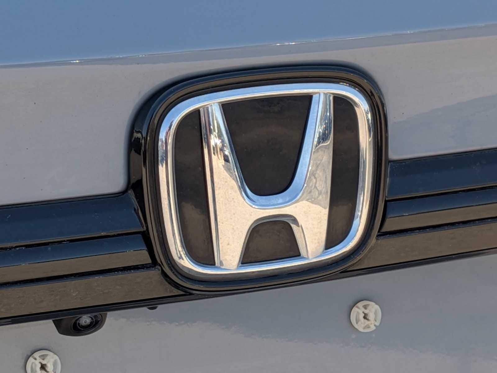 Thumbnail: 2023 Honda Odyssey - 11