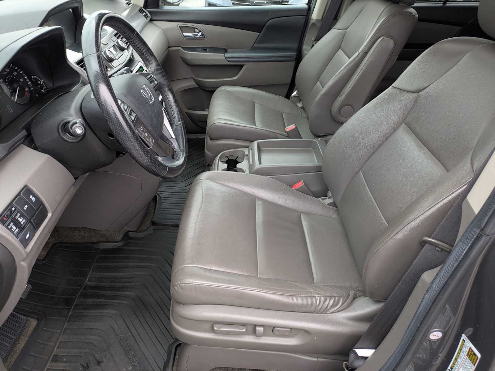 Thumbnail: 2014 Honda Odyssey - 15