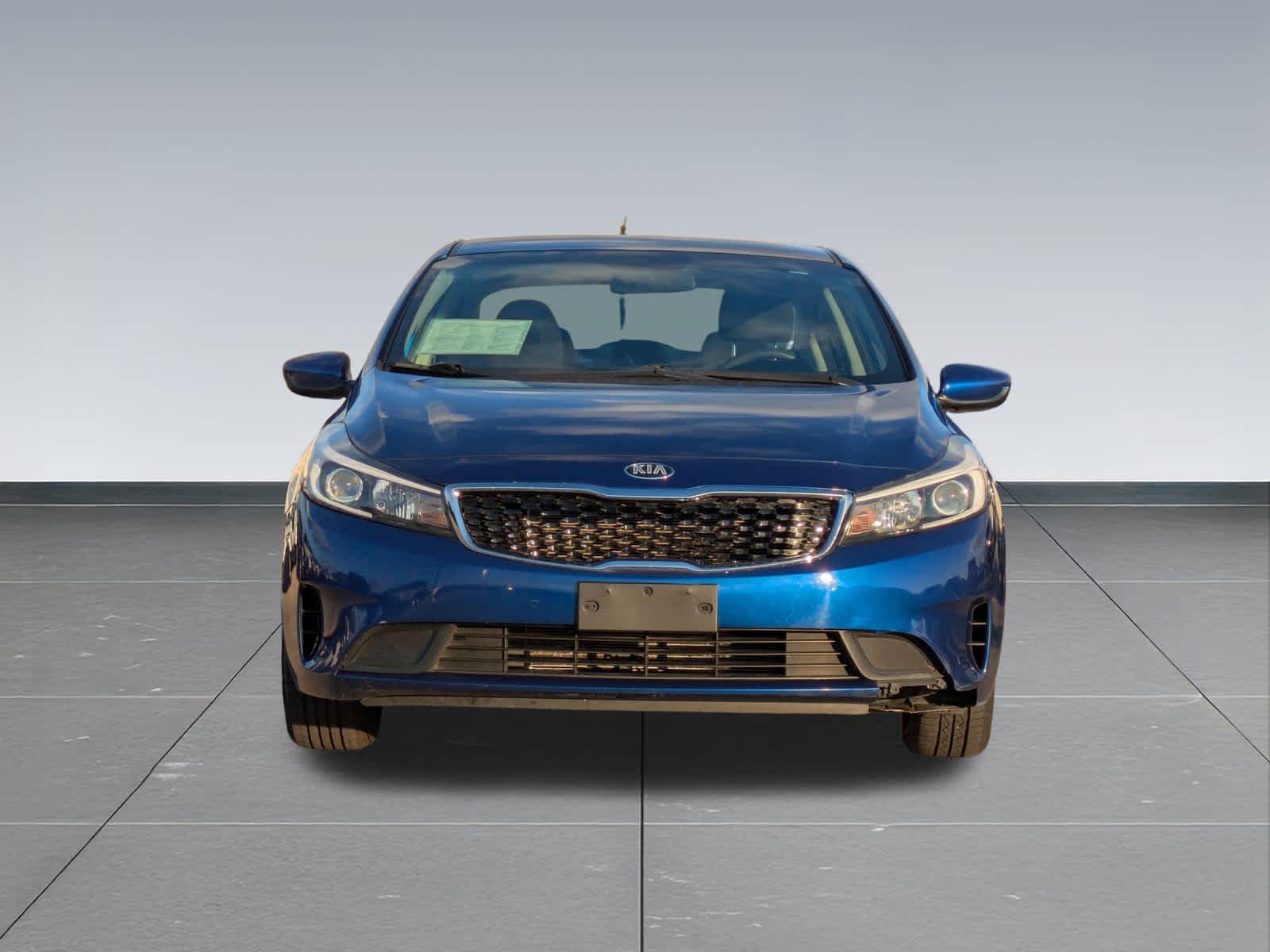 Thumbnail: 2018 Kia Forte - 9