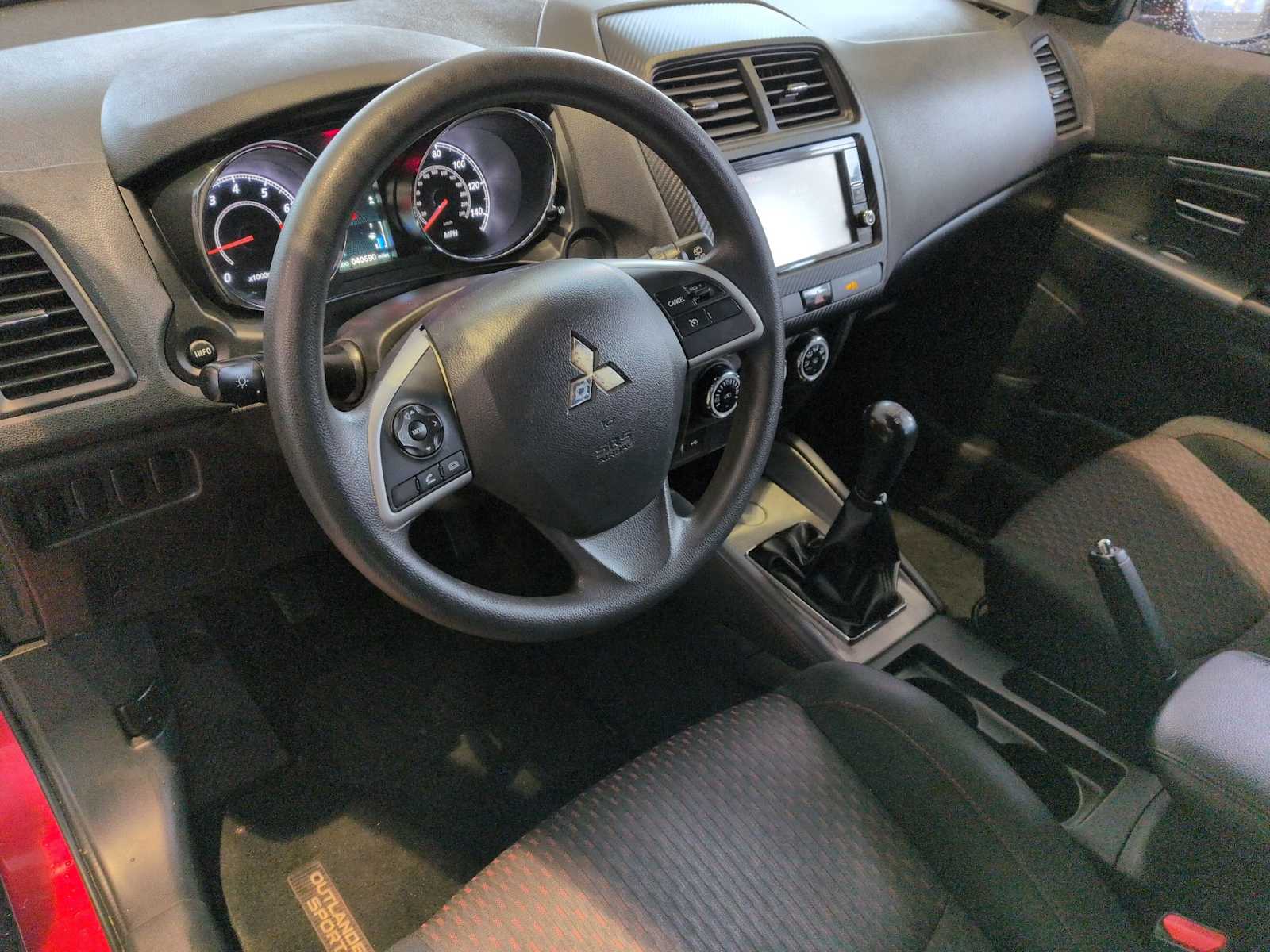 Thumbnail: 2018 Mitsubishi Outlander Sport - 2