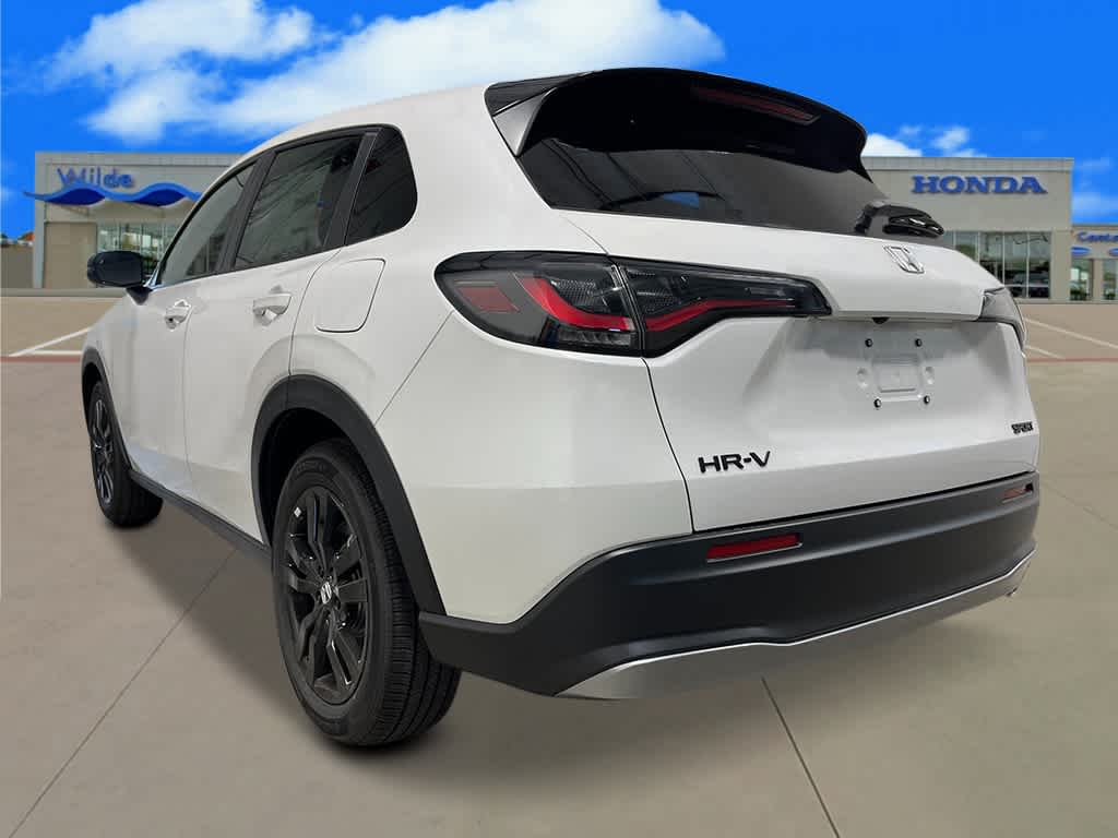 Thumbnail: 2027 Honda HR-V - 3