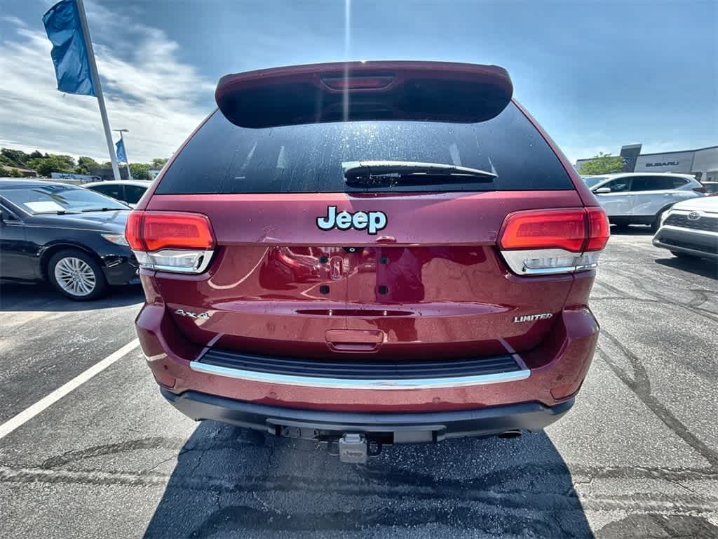 Thumbnail: 2015 Jeep Grand Cherokee - 12