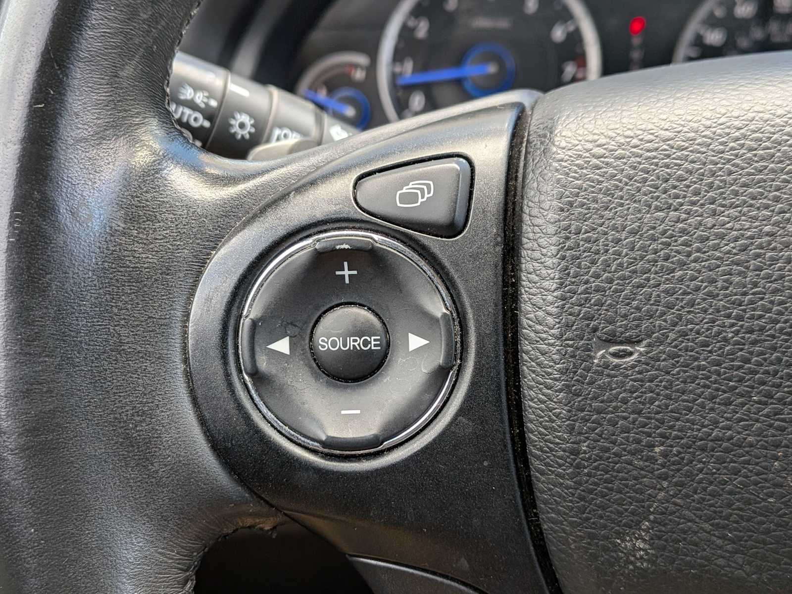 Thumbnail: 2013 Honda Crosstour - 24