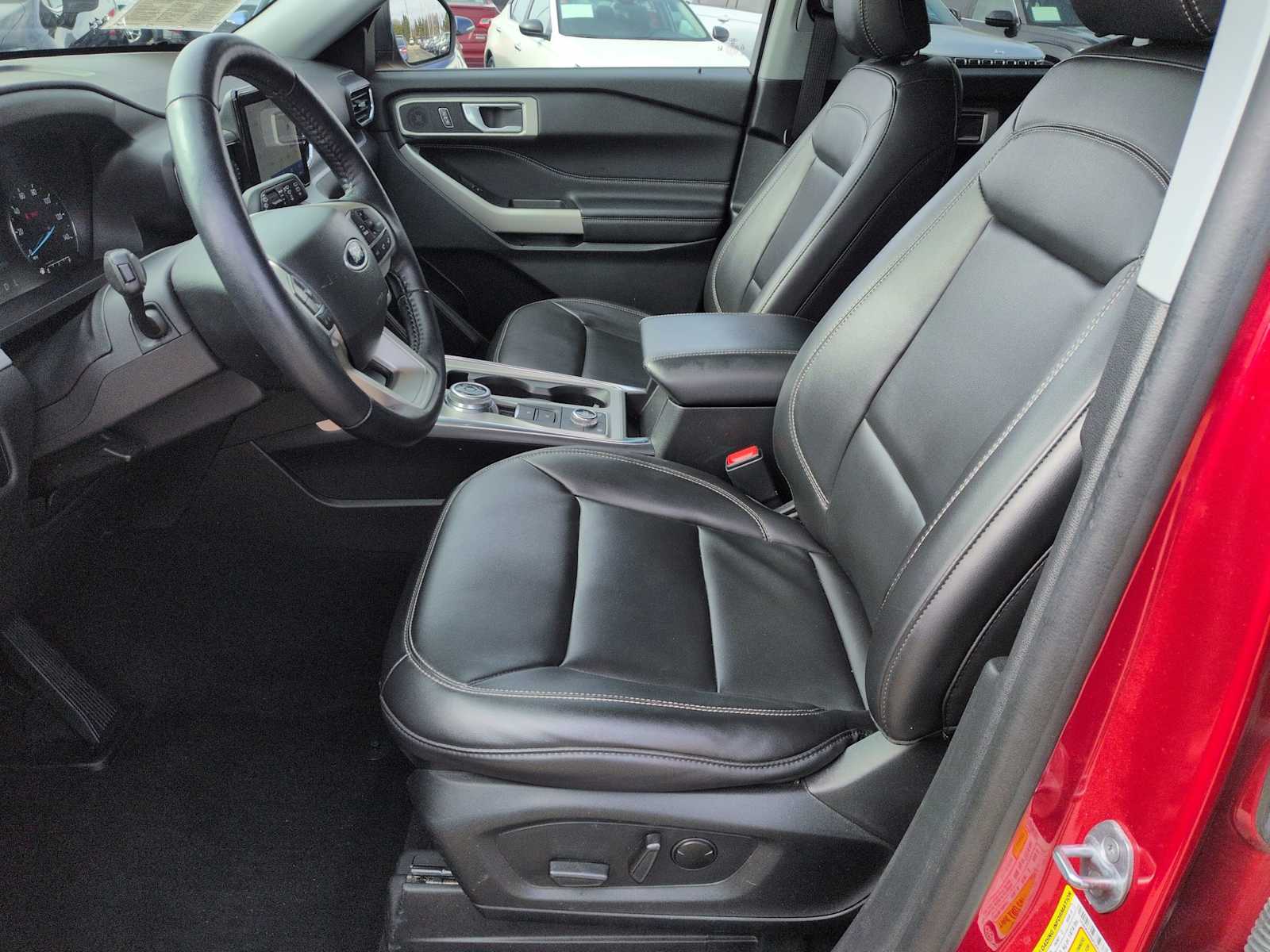 Thumbnail: 2023 Ford Explorer - 16