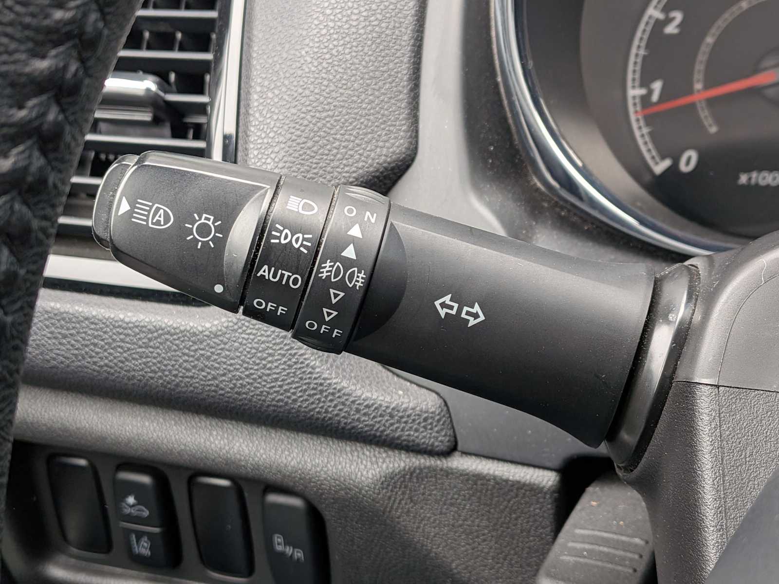 Thumbnail: 2024 Mitsubishi Outlander Sport - 22