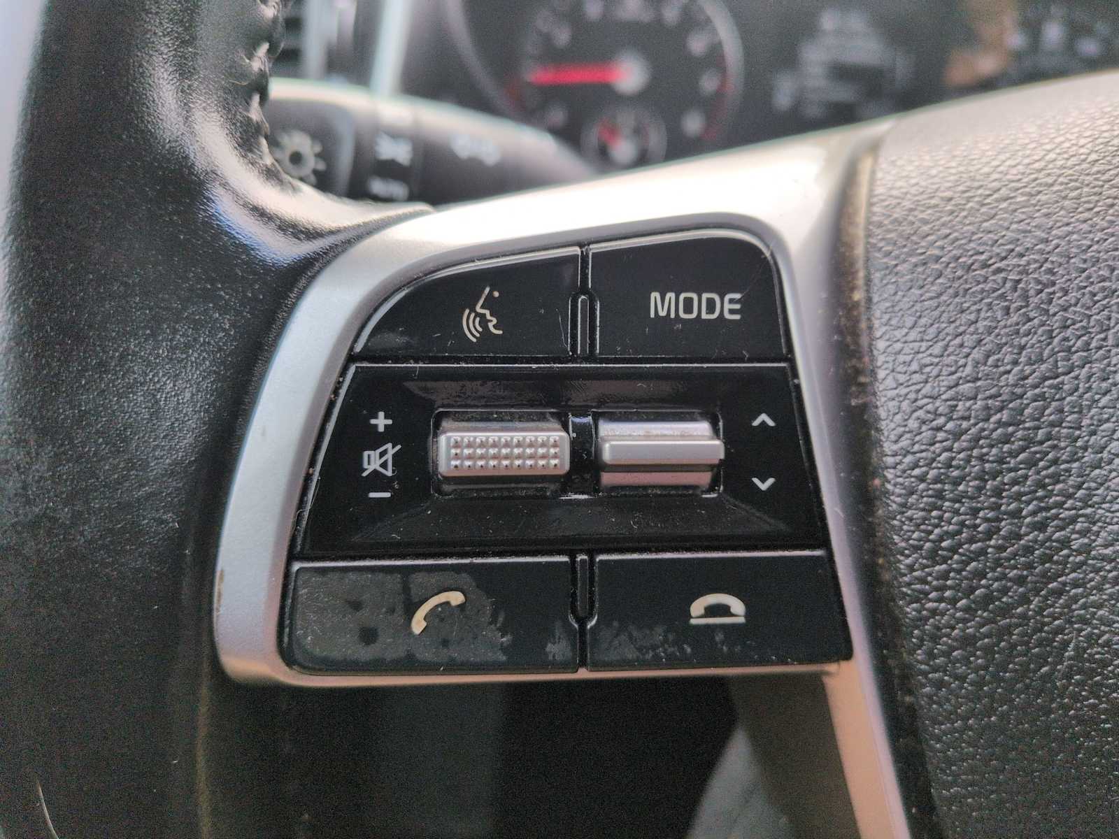 Thumbnail: 2019 Kia Sorento - 23