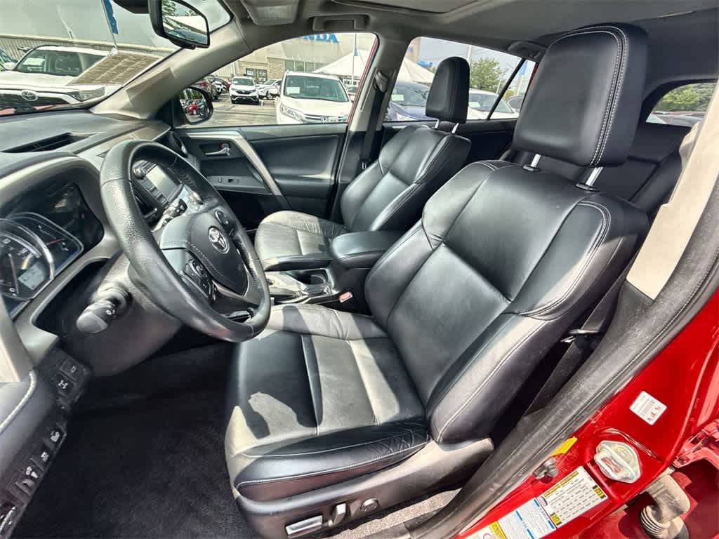 2015 Toyota RAV4 Limited 15