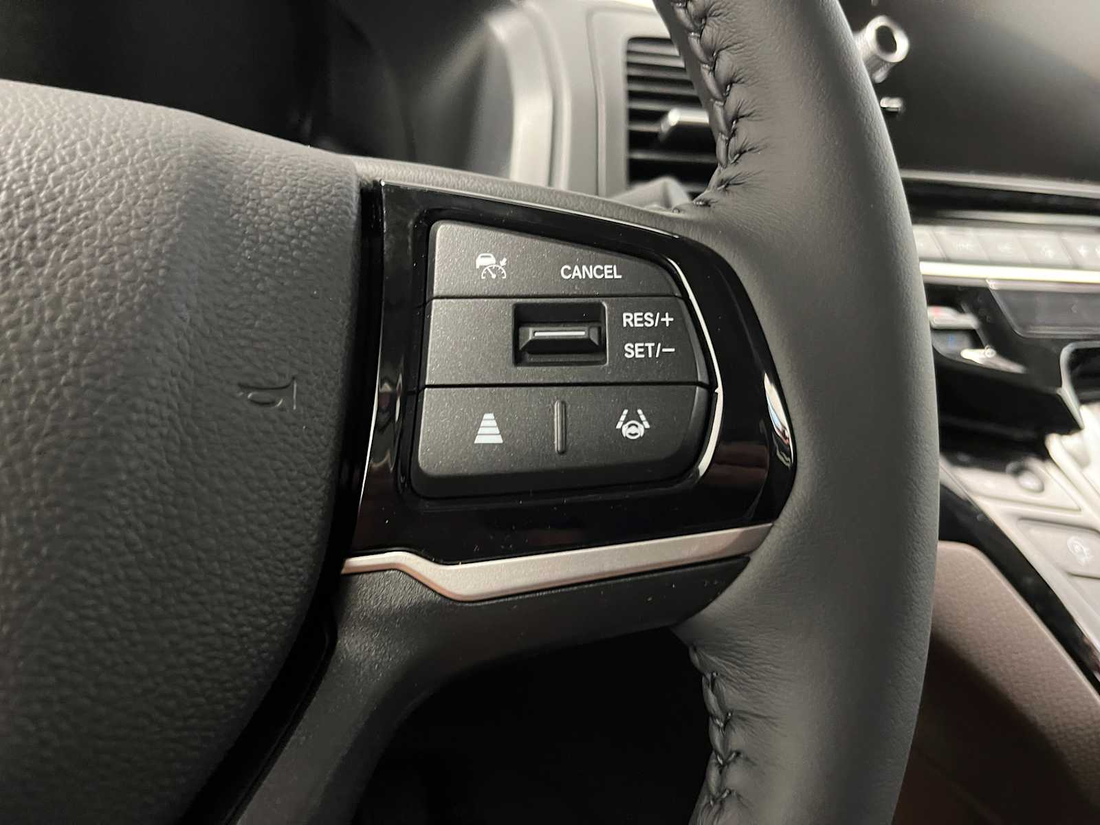 Thumbnail: 2026 Honda Odyssey - 17