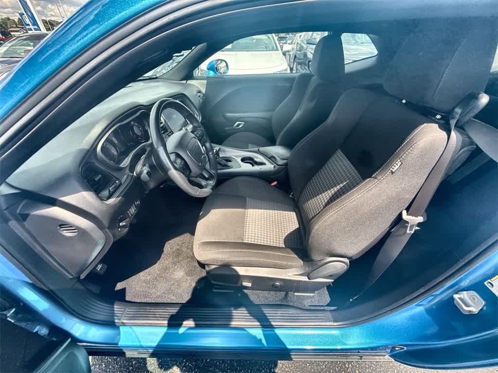 2023 Dodge Challenger R/T photo 2