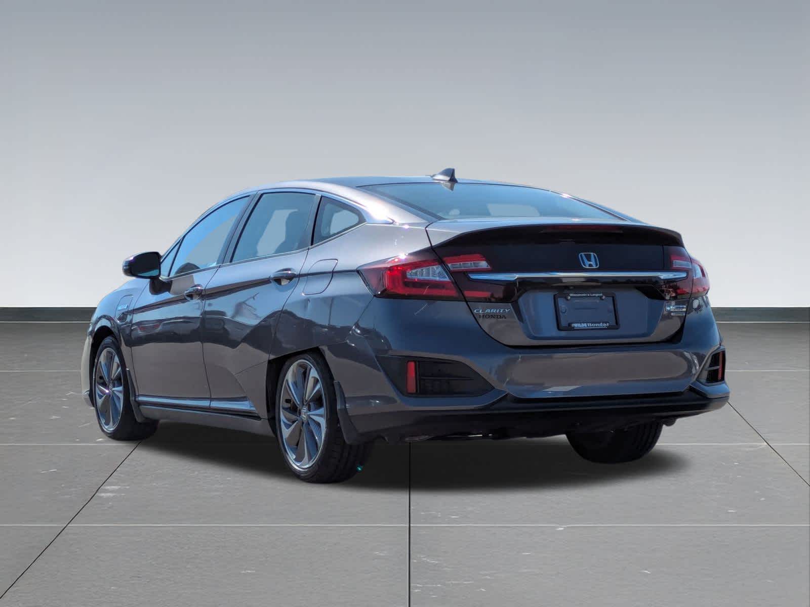 2018 Honda Clarity Plug-In Hybrid Touring photo 4