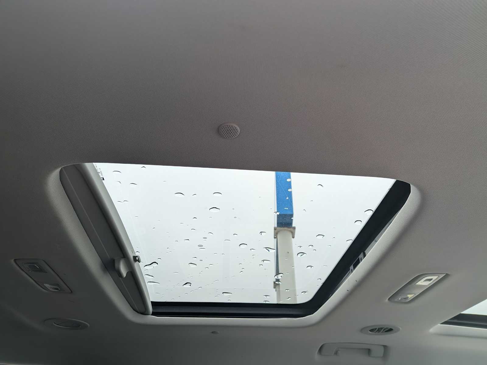 Thumbnail: 2020 Chevrolet Traverse - 21