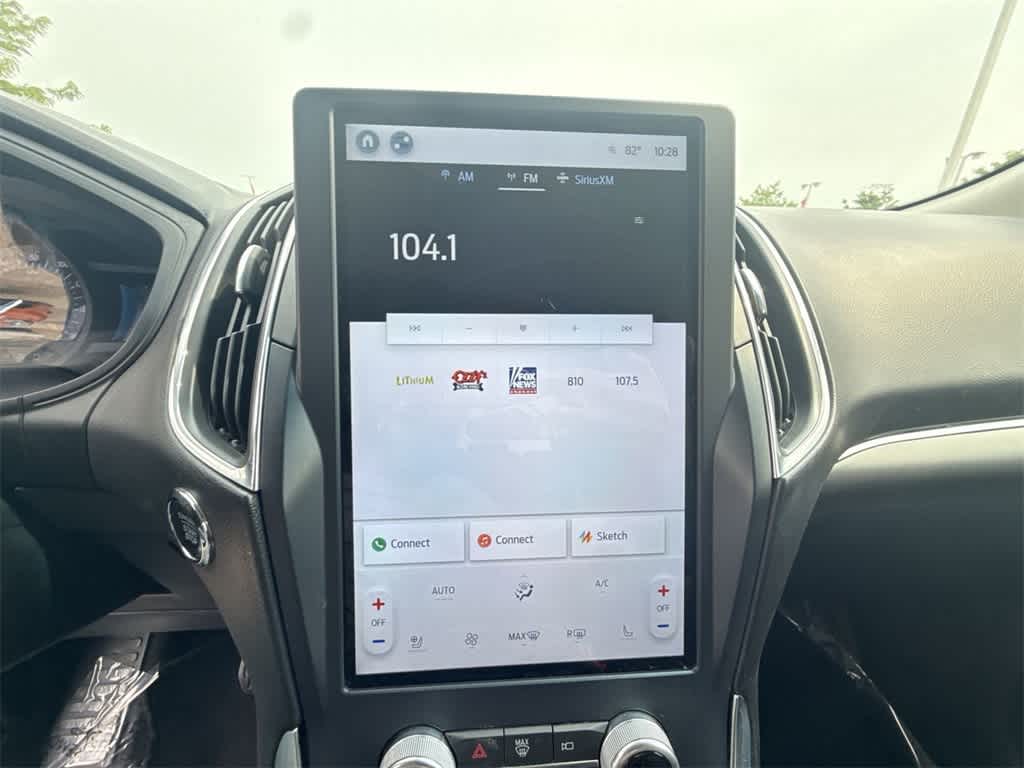 Thumbnail: 2022 Ford Edge - 28