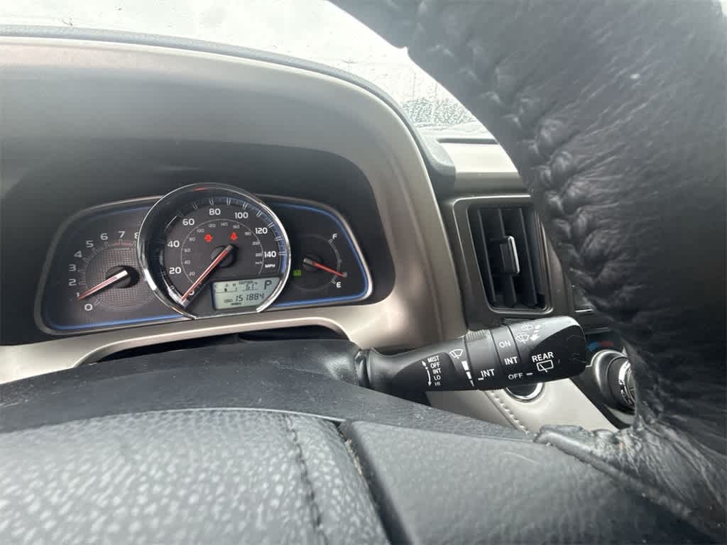 Thumbnail: 2013 Toyota RAV4 - 25