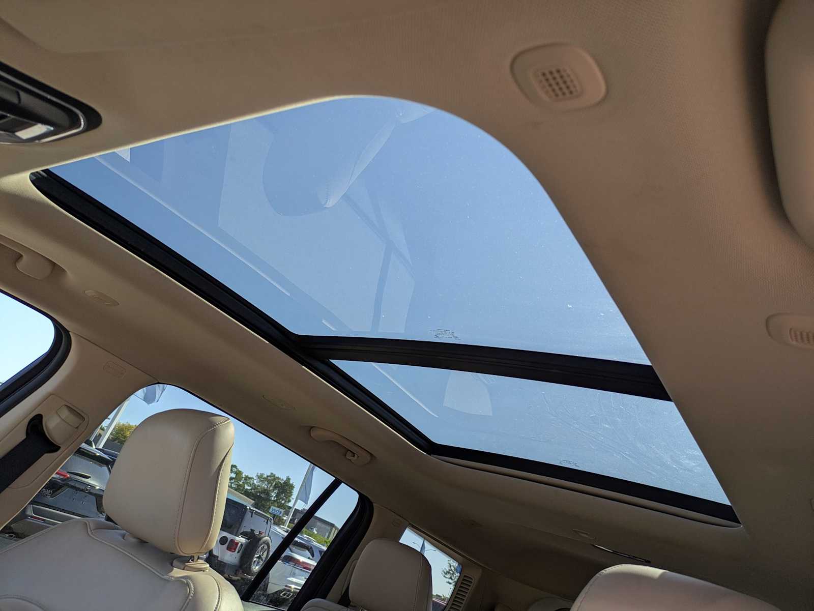 Thumbnail: 2021 Jeep Grand Cherokee L - 17