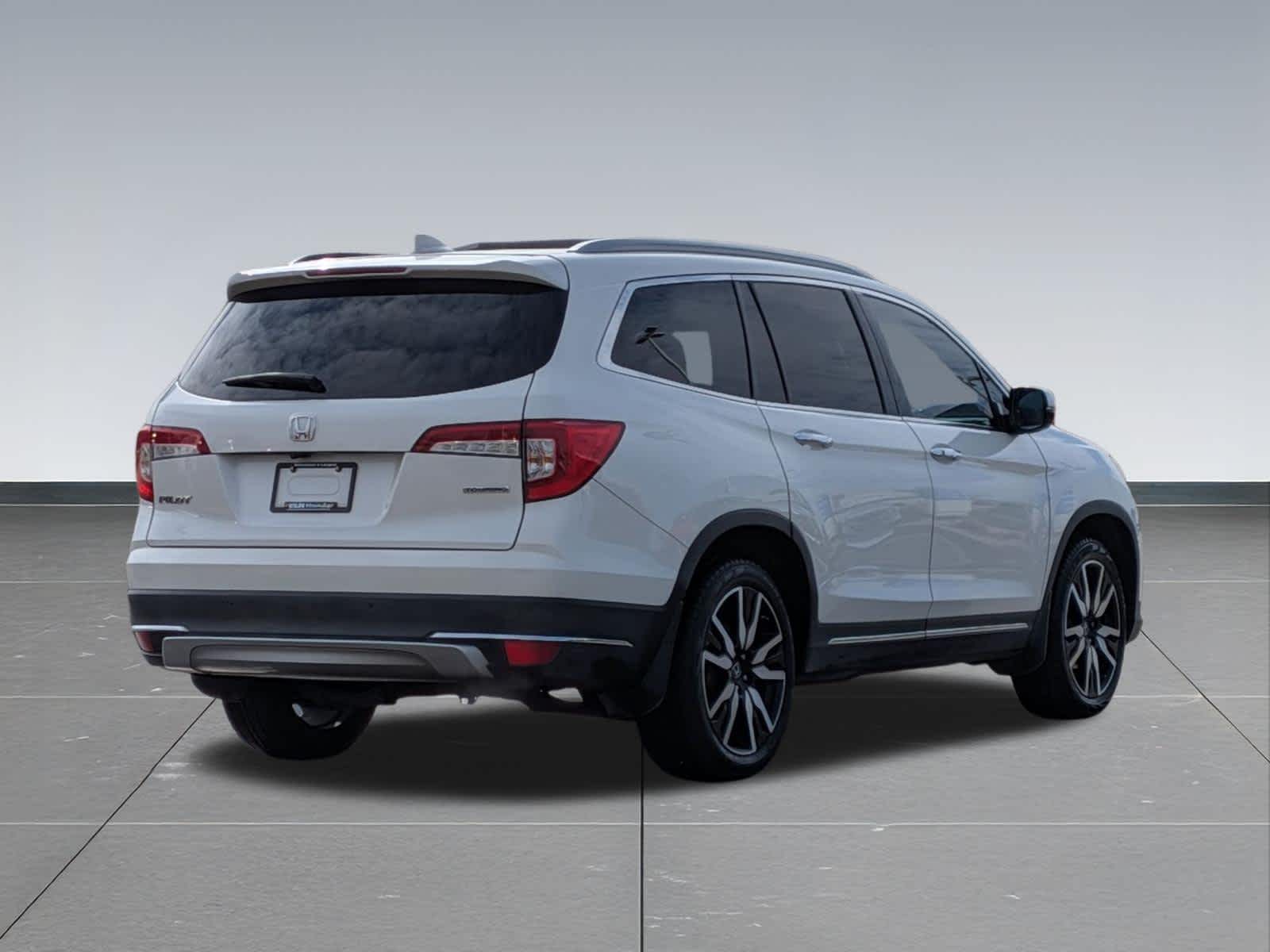 Thumbnail: 2019 Honda Pilot - 5