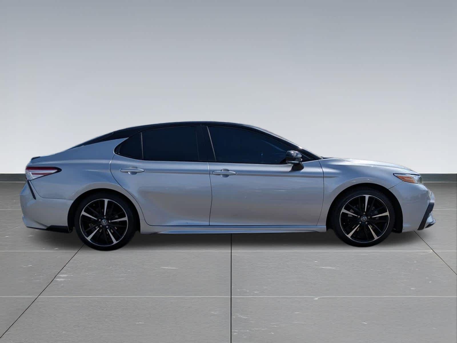 Thumbnail: 2020 Toyota Camry - 6