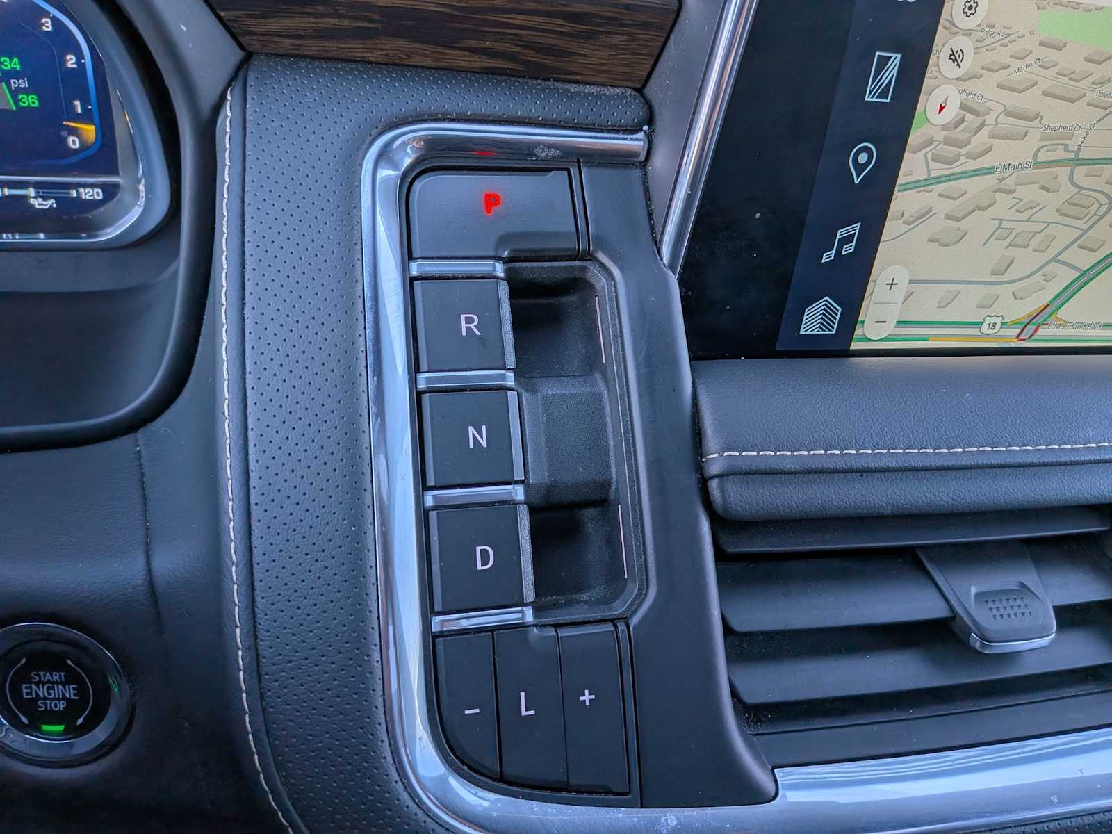 Thumbnail: 2023 Chevrolet Tahoe - 30