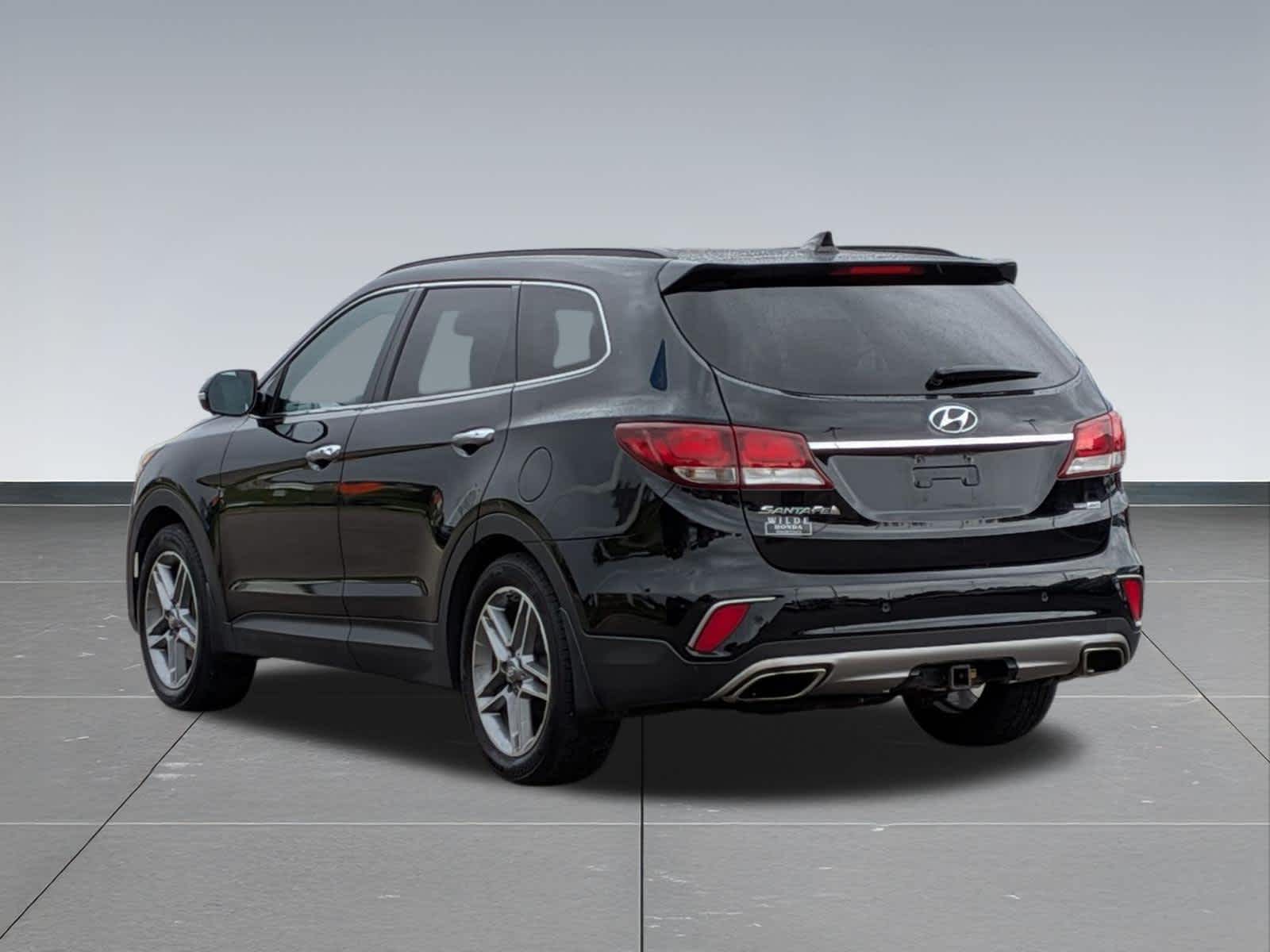 Thumbnail: 2018 Hyundai Santa Fe - 4
