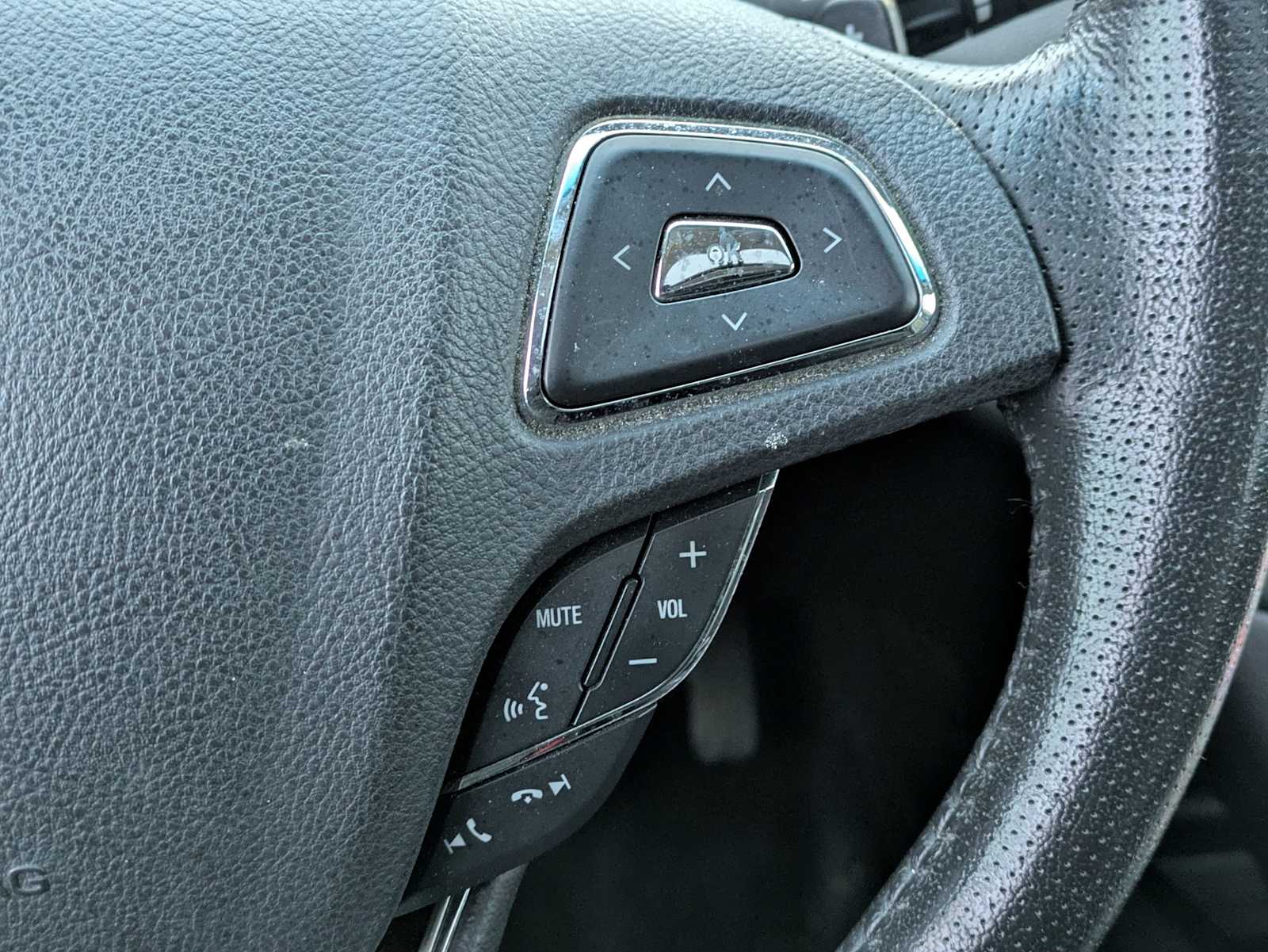 Thumbnail: 2014 Lincoln MKZ - 25