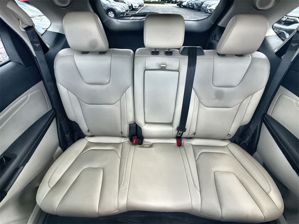 Thumbnail: 2018 Ford Edge - 19