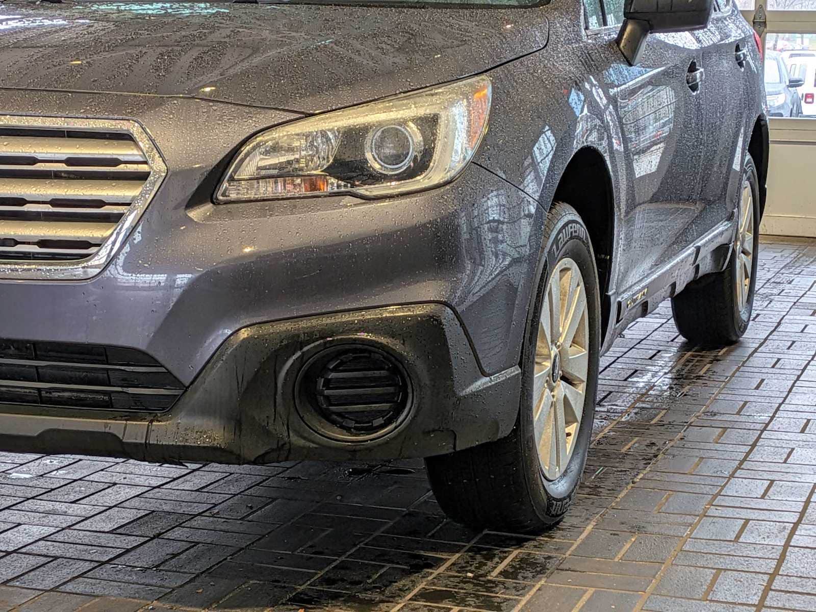 Thumbnail: 2017 Subaru Outback - 9