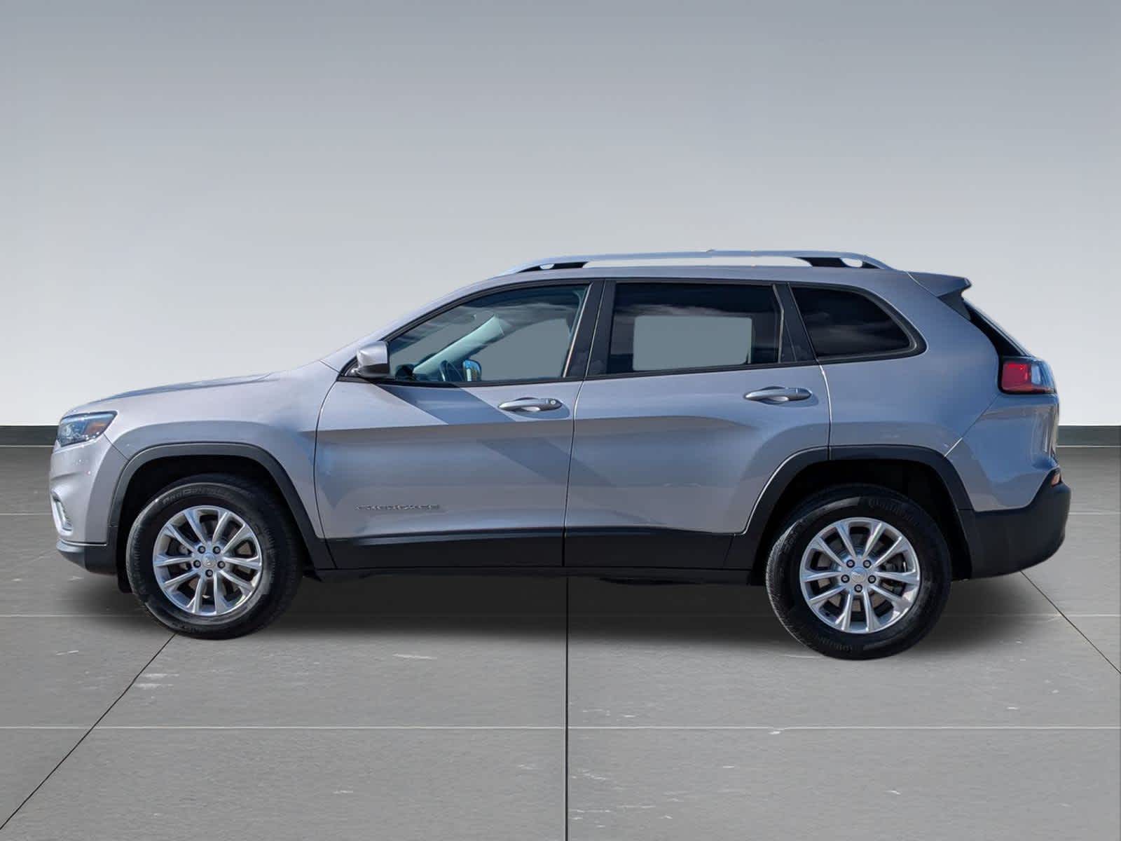 2020 Jeep Cherokee Latitude photo 3